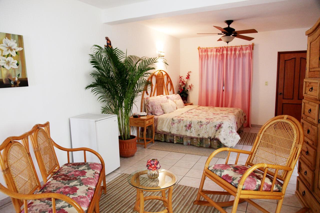 Hostal Casa Blanca Comala 외부 사진